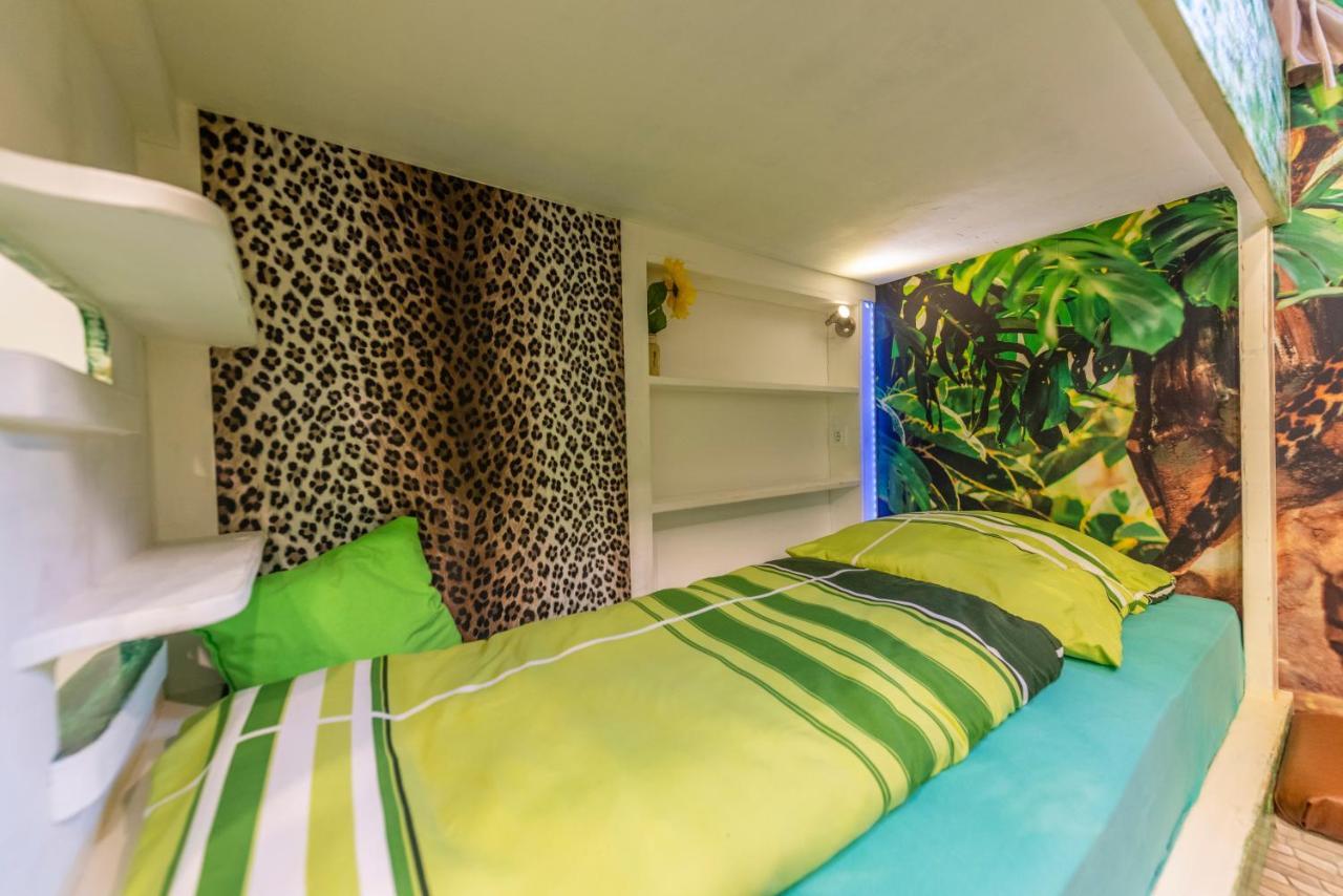 Ricardo Team-Hostel Pjescana Uvala Ngoại thất bức ảnh