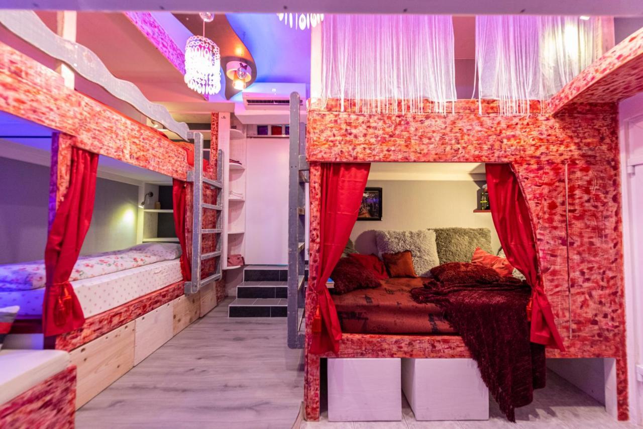 Ricardo Team-Hostel Pjescana Uvala Ngoại thất bức ảnh