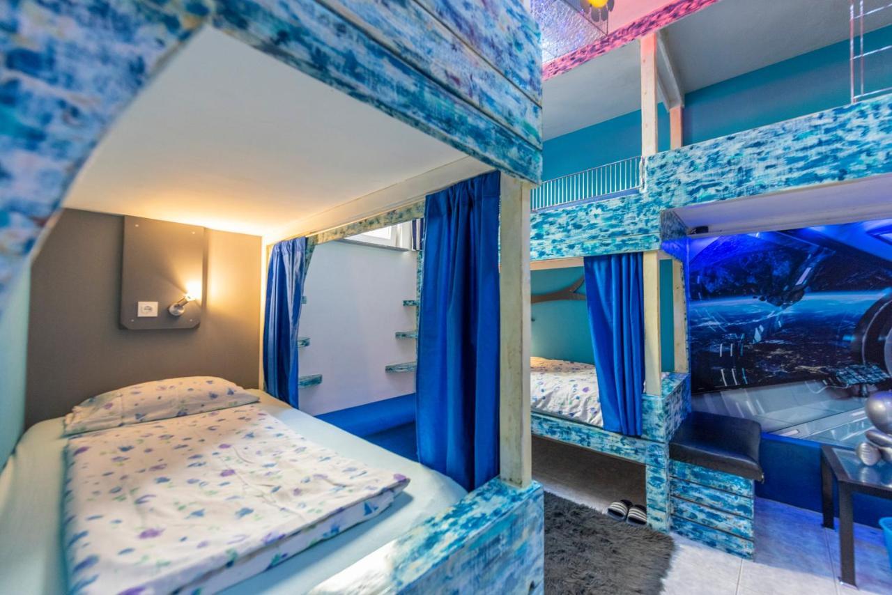 Ricardo Team-Hostel Pjescana Uvala Ngoại thất bức ảnh